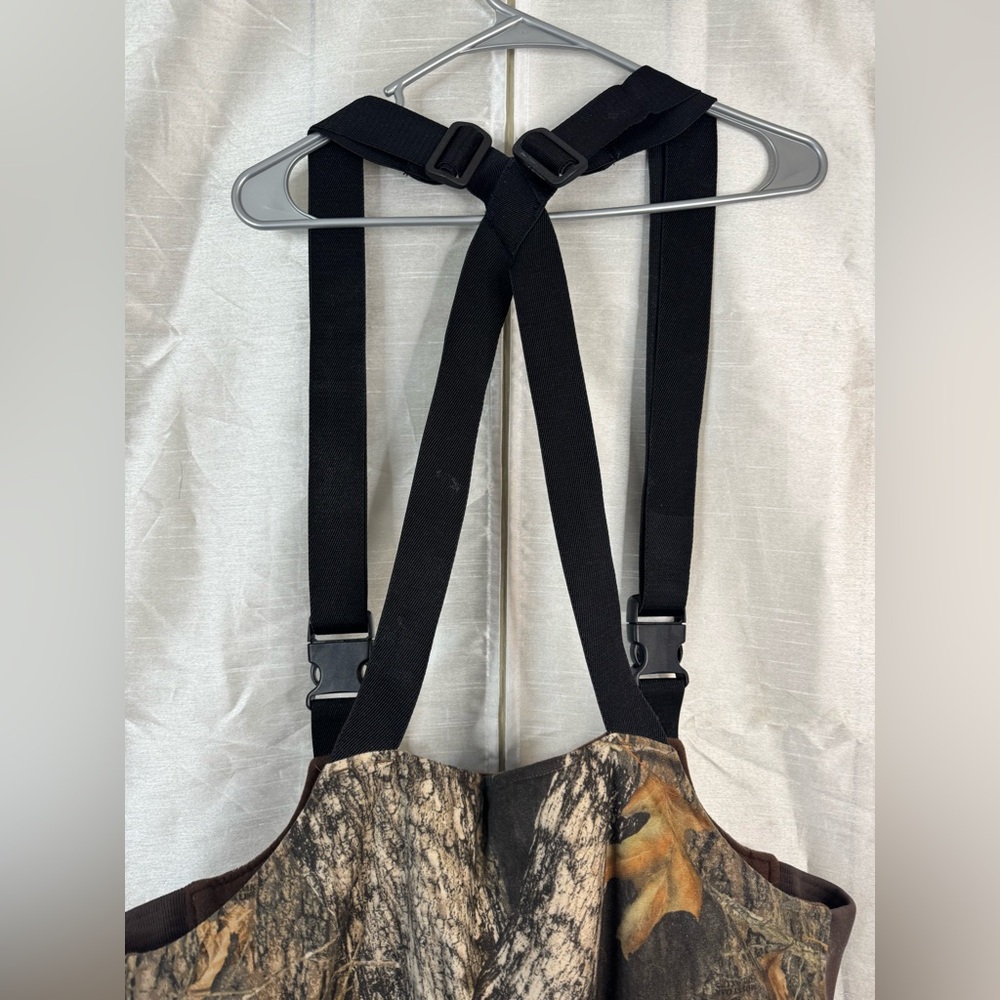 Camouflage Hunting Overalls with Suspenders - Picture 8 of 9